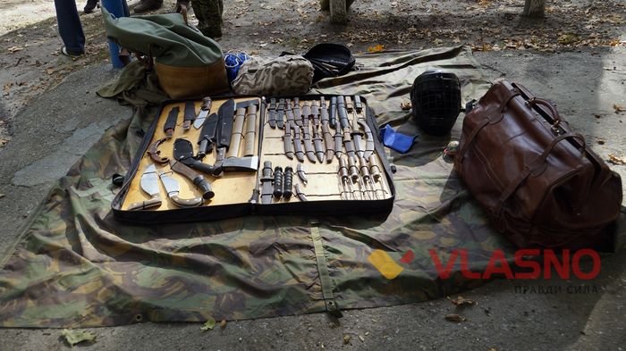 Рукопашний бій, холодна зброя і таємниці диверсантів – під Вінницею триває військовий вишкіл