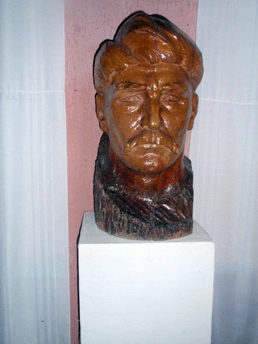 музей у селі Кармалюкове фото