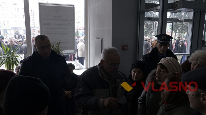 протести під Вінницькою міською радою фото