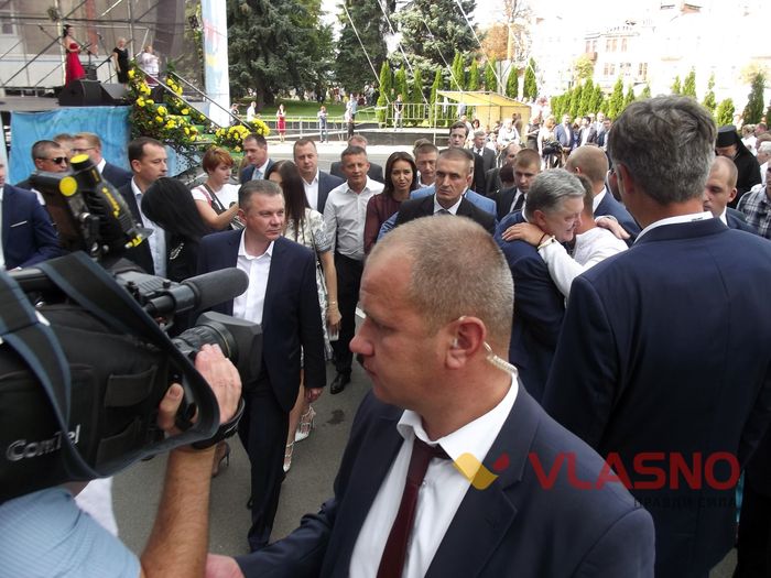 Петро Порошенко у Вінниці фото