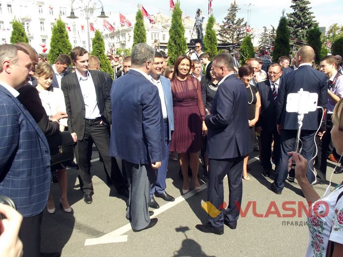 Петро Порошенко у Вінниці фото