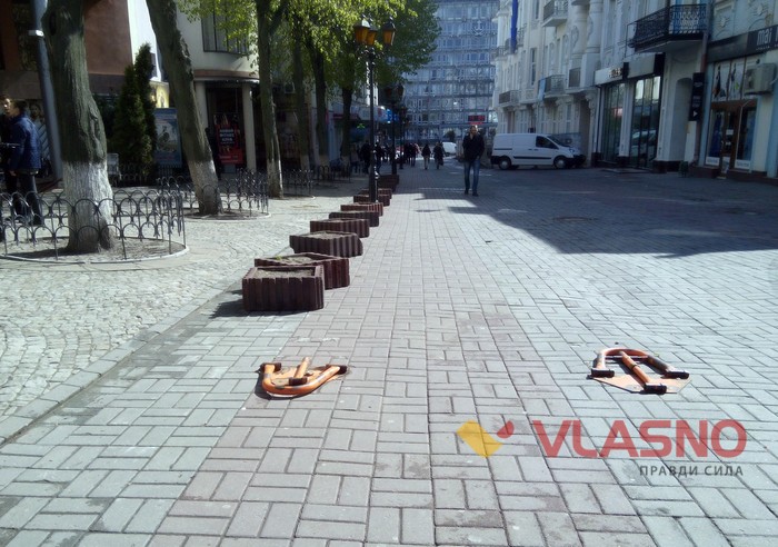 паркування на тротуарах у Вінниці фото