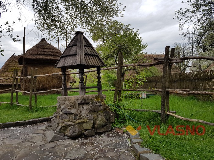 Музей під відкритим небом в Ужгороді фото
