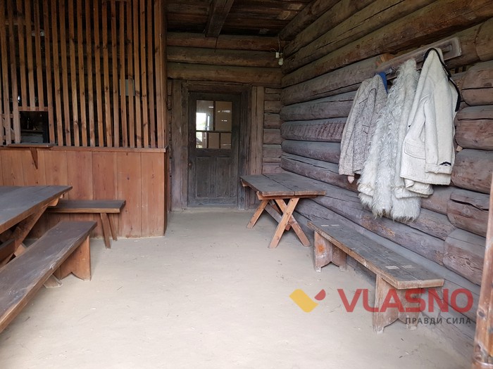 Музей під відкритим небом в Ужгороді фото