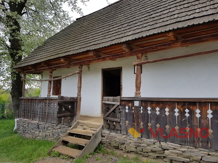 Музей під відкритим небом в Ужгороді фото