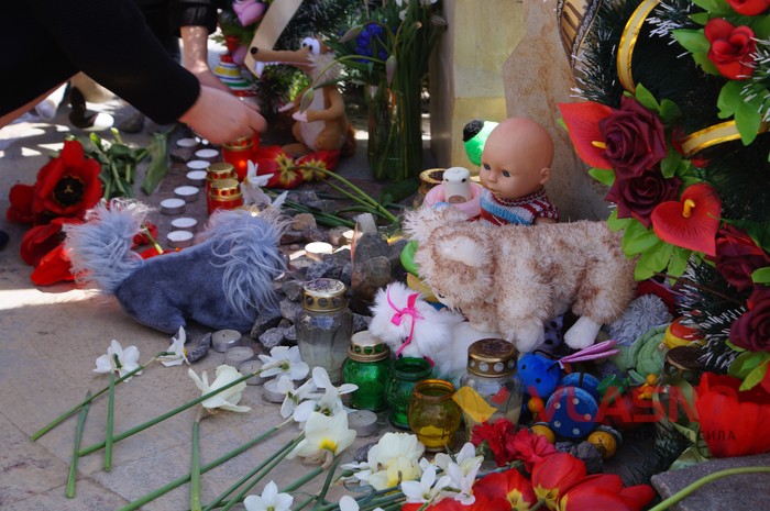 вшанування вбитих євреїв у Вінниці фото