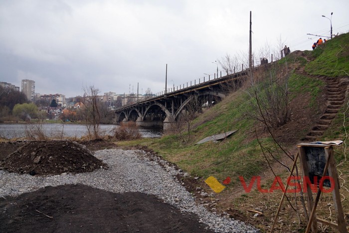 Київський міст у Вінниці фото