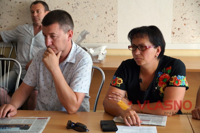представники Сабарова на круглому столі щодо побиття Воловодюка фото