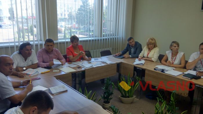 питання гаражів на комісії у міській раді