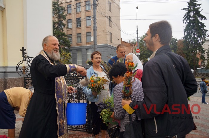 Маковея у Вінниці фото