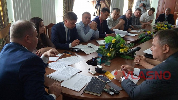 обговорення антирейдерського штабу у Вінниці фото