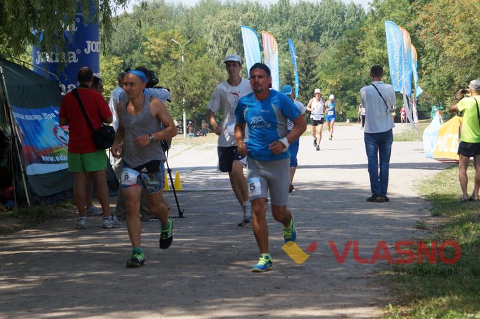 48 годин за температури +40: У Вінниці побігли ультрамарафонці