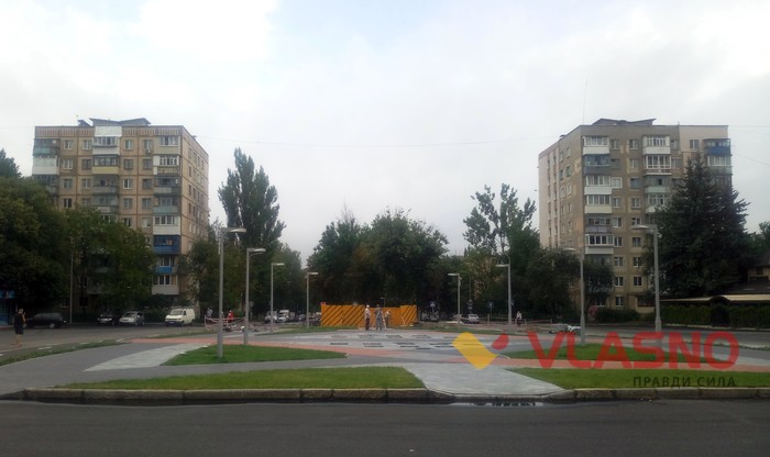 літак на Космонавтів у Вінниці фото