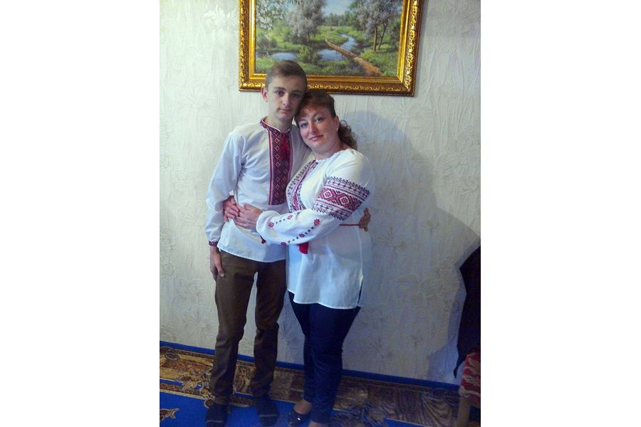 Дружина та син Івана Ребара