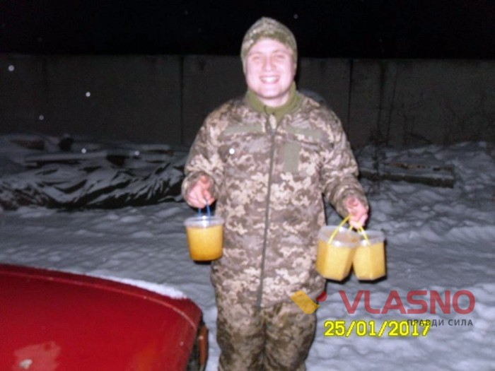 допомога на передову фото