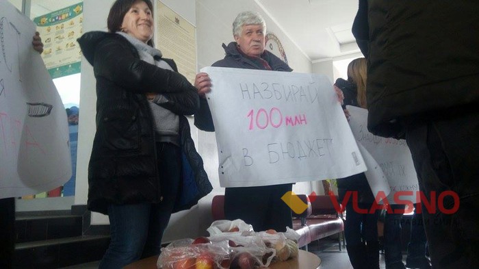 протест у холі Вінницької міської ради фото