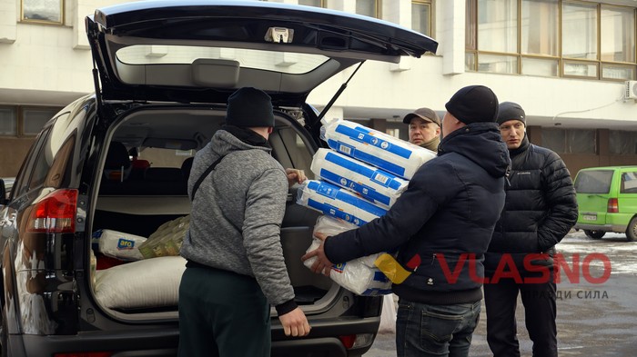 гуманітарна допомога з Вінниці в Авдіївку фото