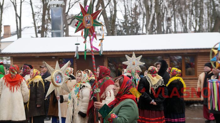 фестиваль "Різдвяне диво" у Вінниці фото