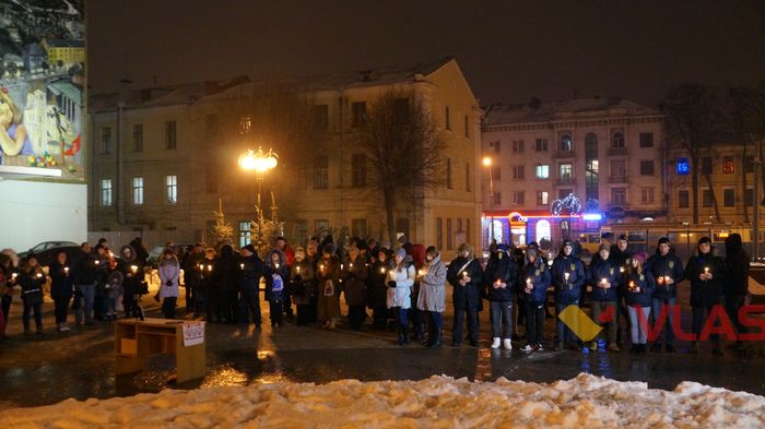 242 дні оборони: вінничани вшанували захисників Донецького аеропорту 