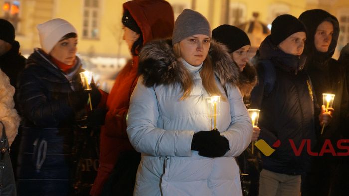 242 дні оборони: вінничани вшанували захисників Донецького аеропорту 