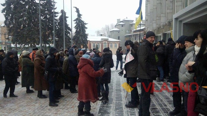 мітинг під Вінницькою міською радою фото