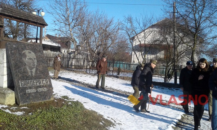Новий рік у потягу фото