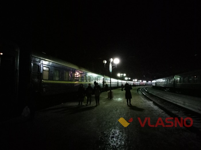 Новий рік у потягу фото