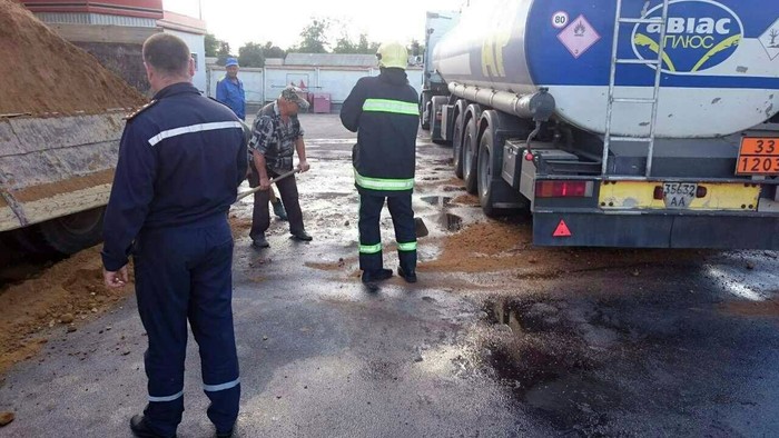 витік бензину у Тульчині фото