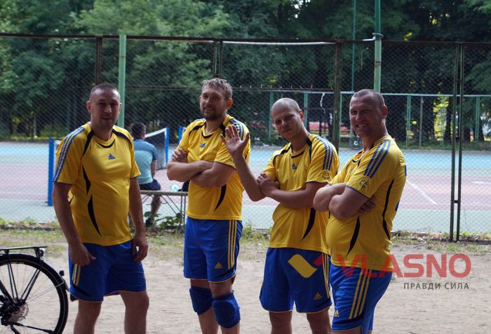волейбольний турній у Вінниці фото
