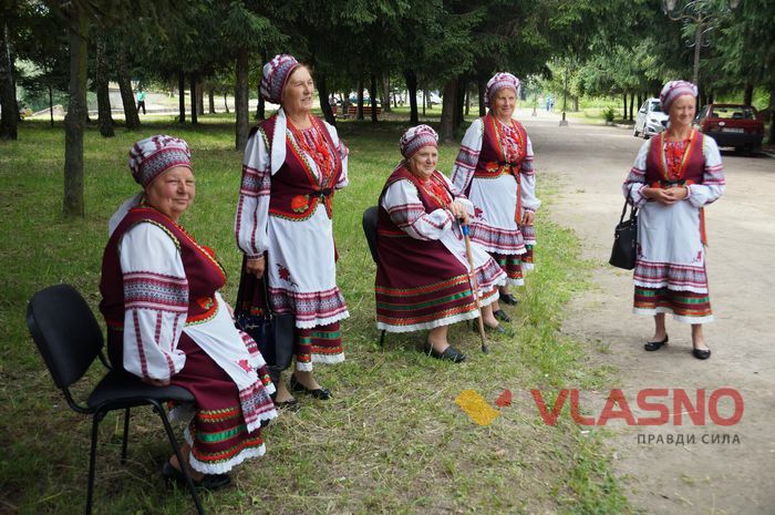 народні колективи на фестивалі "Живий вогонь" фото