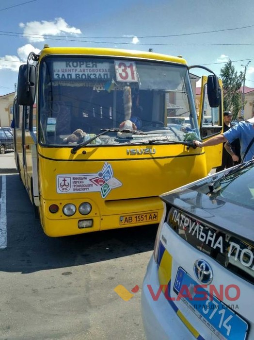 вибухівка у маршрутці у Вінниці фото