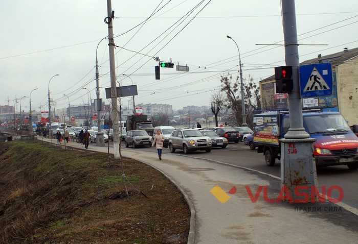 затори на мості у Вінниці фото