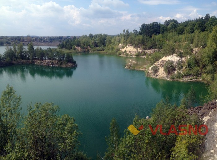 озеро Базальтові стовпи фото