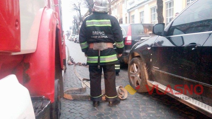 пожежна біля Вінницькою ОДА фото