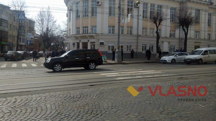 рух Соборною у Вінниці відновили фото