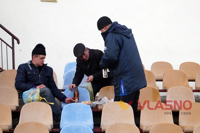 гра вінницької "Ниви" з вболівальниками фото