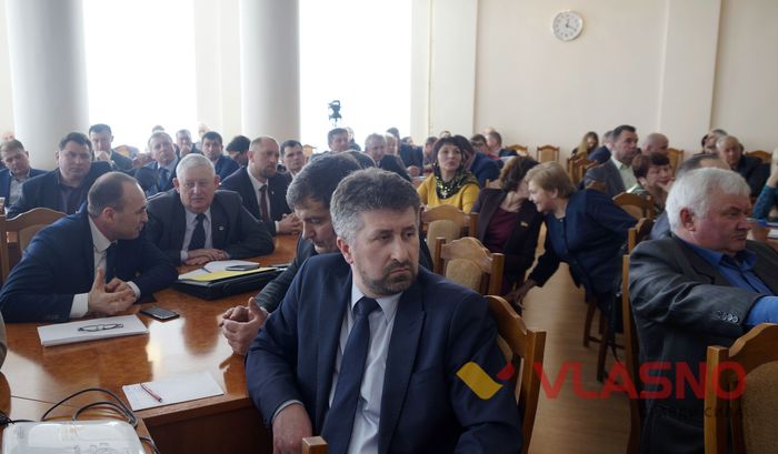 круглий стіл по децентралізації з вінницькими нардепами фото