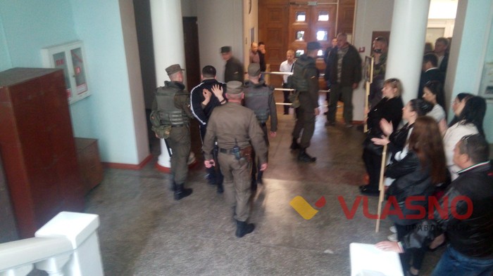 слухання в апеляційному суді Вінницької області фото