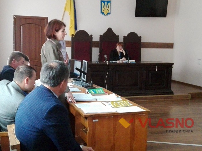 суд у справі Агрономічного фото
