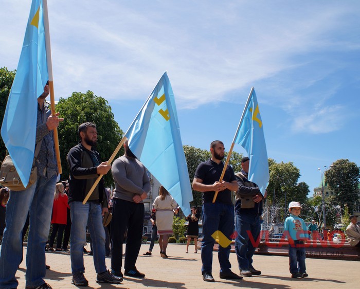 вшанування жертв депортації кримських татар у Вінниці фото