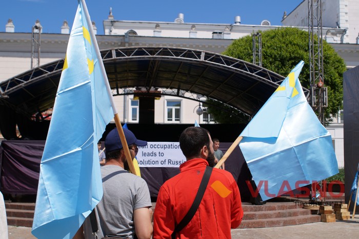 вшанування жертв депортації кримських татар у Вінниці фото