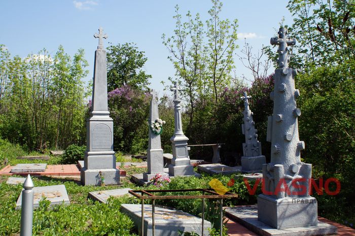 На кордоні із Молдовою на Вінниччині збереглися родинні усипальниці польських шляхтичів