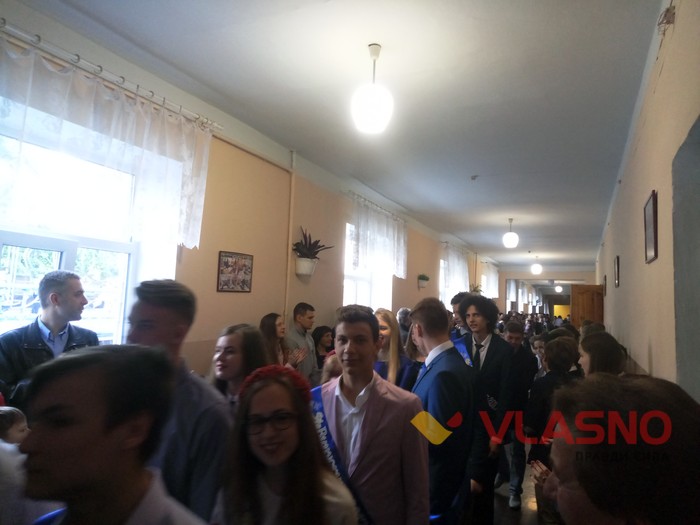 останній дзвоник у гімназії №17 у Вінниці фото