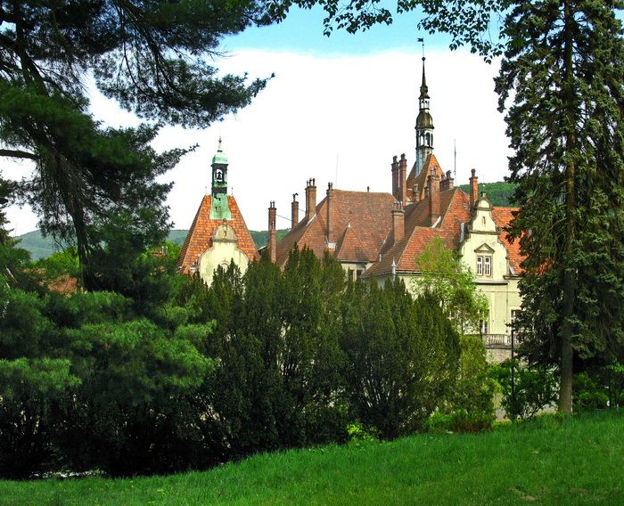 замок Шенборнів фото