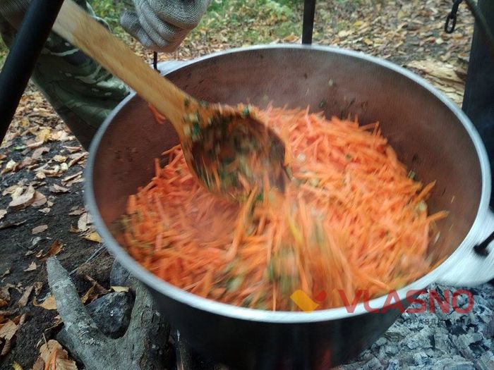 трипільський борщ Кузьми Федченка фото