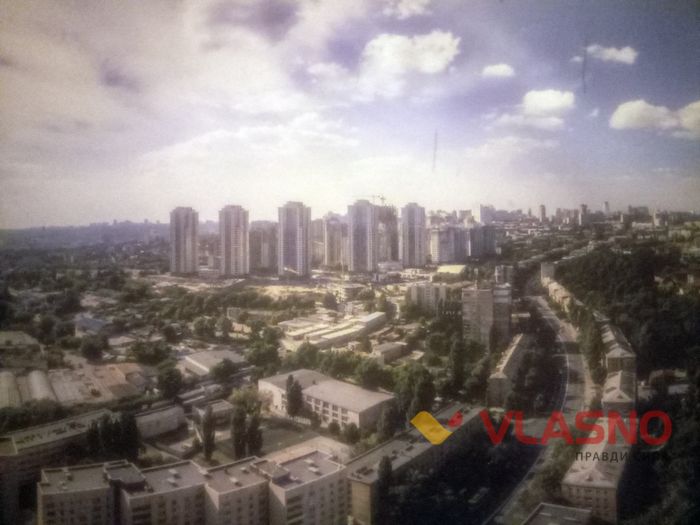 Володимир Гройсман мешкає в офшорному будинку екс-регіонала
