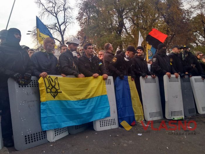 «Будемо бити сильно» - Єгор Соболєв про сутички під Верховною Радою