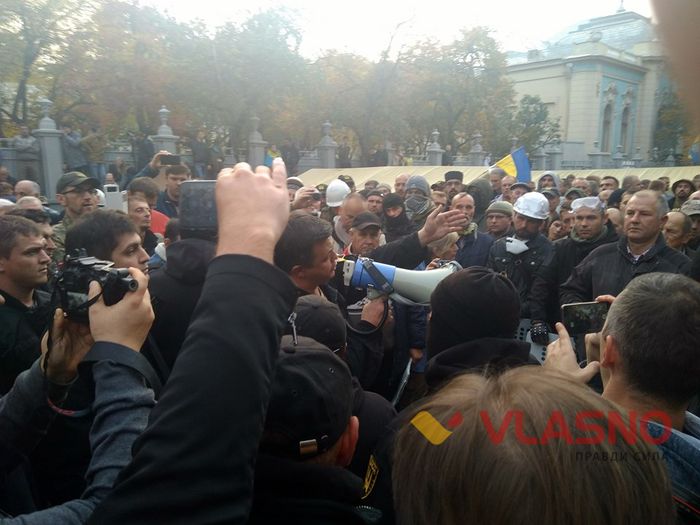 «Будемо бити сильно» - Єгор Соболєв про сутички під Верховною Радою