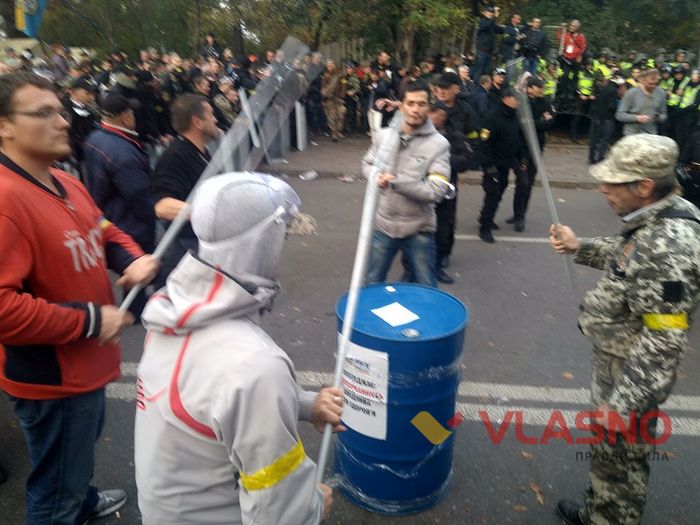 «Будемо бити сильно» - Єгор Соболєв про сутички під Верховною Радою