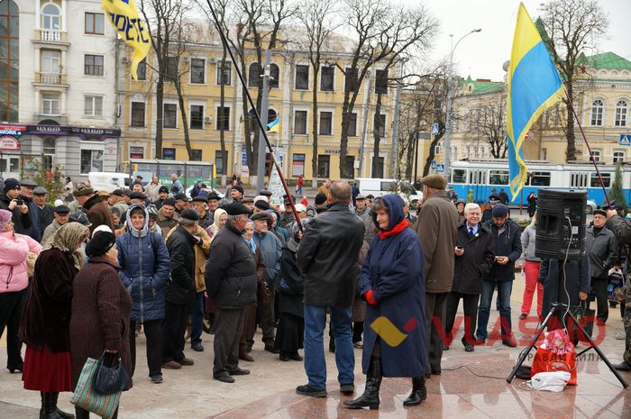 Вінничани запропонували встановити пам'ятник Небесній Сотні на Майдані Незалежності